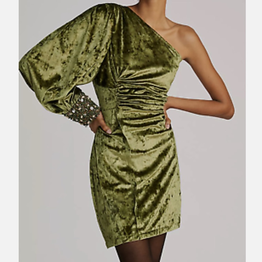 ANTHROPOLOGIE Nirmooha One Shoulder Green Velvet Beaded Cuff Mini Dress Size 10